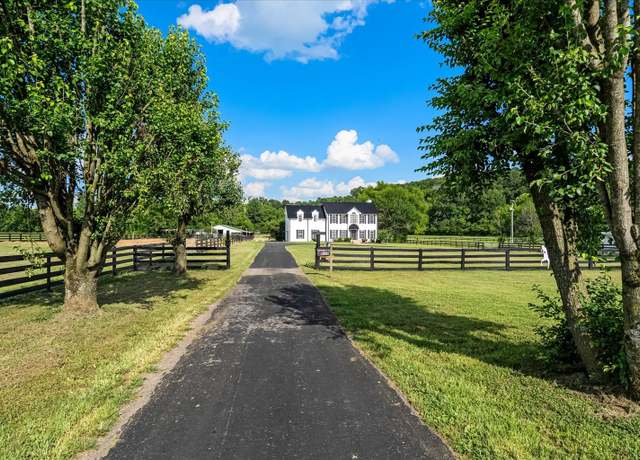 Property at 2359 Lewisburg Pike, Franklin, TN 37064, 3 beds, 2.5 baths