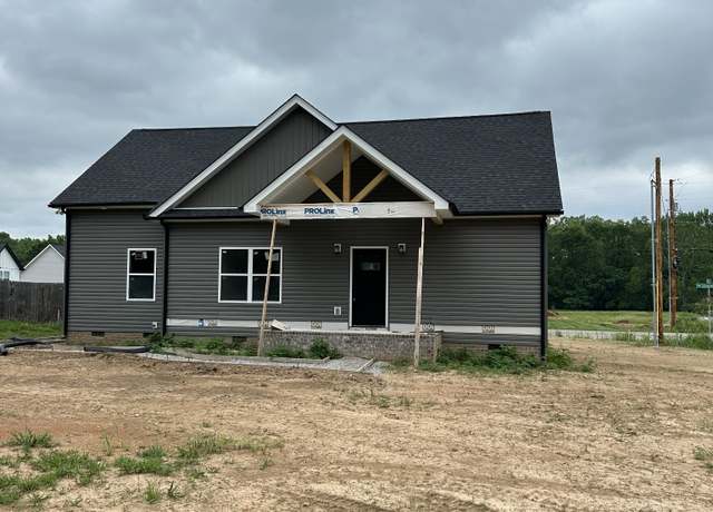 Property at 3003 Long View Ct, Dickson, TN 37055, 3 beds, 2 baths