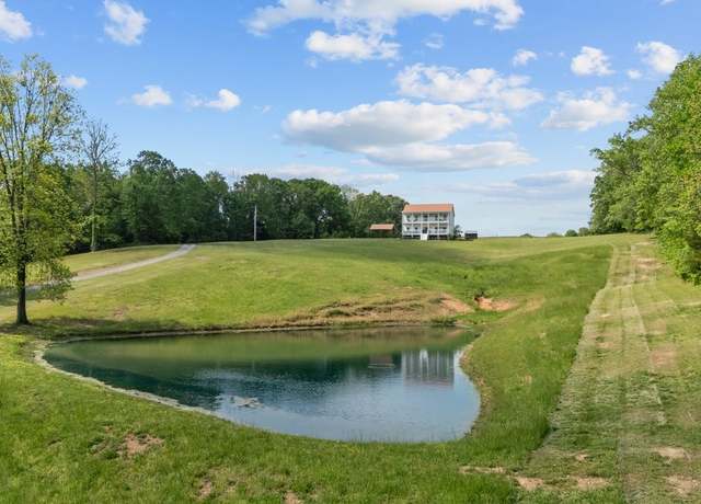 Property at 531 Wilson Hollow Rd, Dickson, TN 37055, 3 beds, 2.5 baths