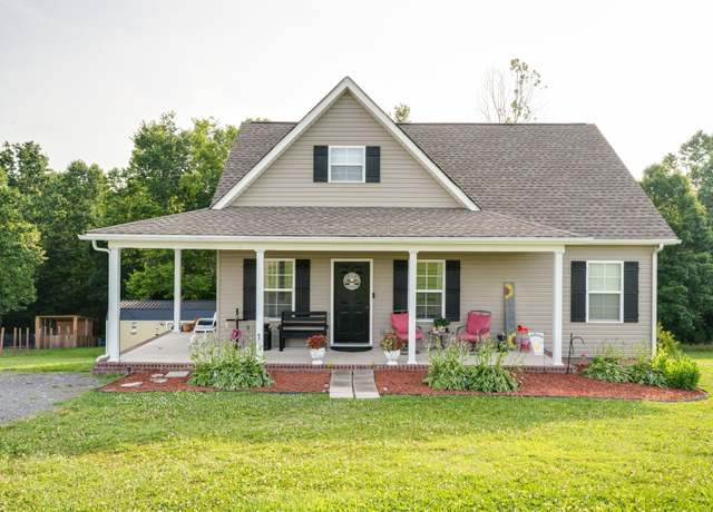 Property at 828 Kirbytown Rd, Lafayette, TN 37083, 3 beds, 2 baths