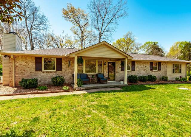 Property at 50 Academy Rd, Lebanon, TN 37087, 4 beds, 2 baths
