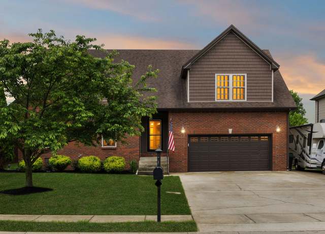 Property at 1690 Horseshoe Cave Dr, Clarksville, TN 37042, 4 beds, 2 baths