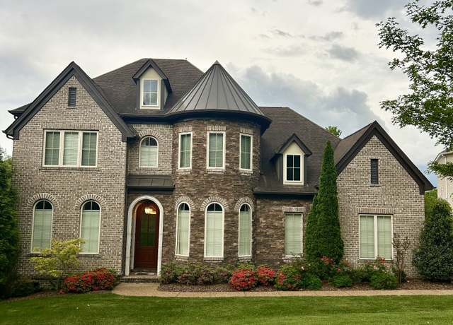 Property at 1622 Valle Verde Dr, Brentwood, TN 37027, 4 beds, 3.5 baths
