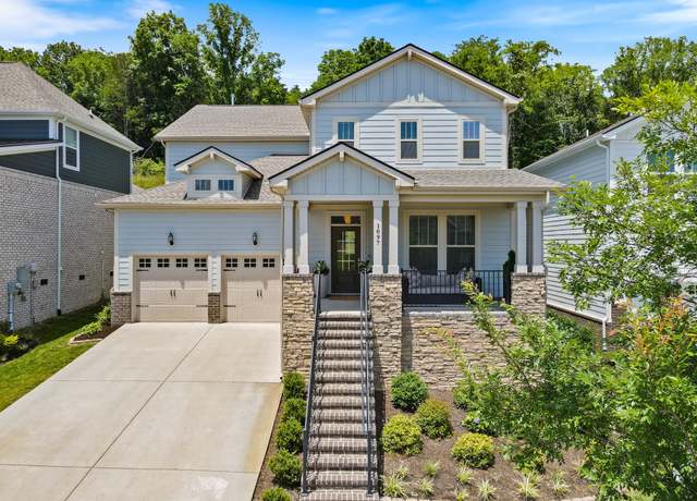 Property at 1097 Pebble Run Rd, Hendersonville, TN 37075, 4 beds, 3 baths