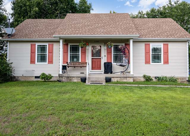 Property at 1503 Patrick Dr, Lewisburg, TN 37091, 3 beds, 2 baths