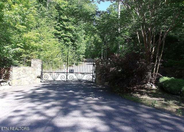 Property at 39 Five Oaks Cir, Whitesburg, TN 37891