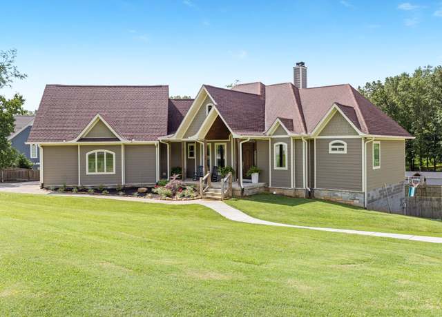 Property at 505 Calista Rd, White House, TN 37188, 5 beds, 3.5 baths