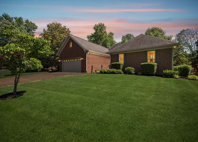 Property at 4348 Oakcrest Ln, Hermitage, TN 37076, 3 beds, 2 baths