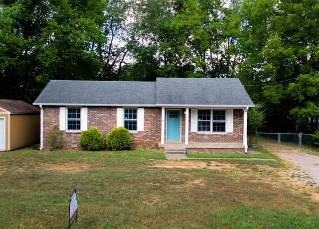 Property at 3414 Pembroke Rd, Clarksville, TN 37042, 3 beds, 1 bath