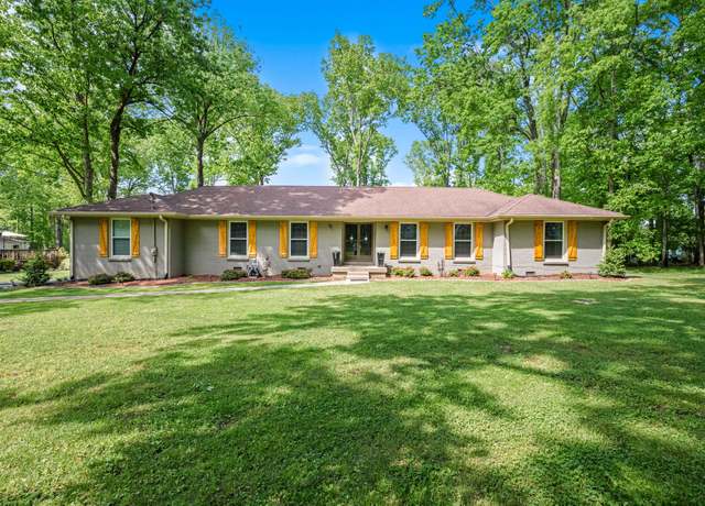 Property at 4028 Elizabeth Dr, Hermitage, TN 37076, 4 beds, 3 baths