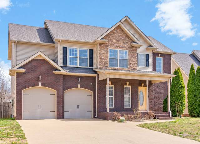 Property at 1113 Chinook Cir, Clarksville, TN 37042, 3 beds, 2.5 baths