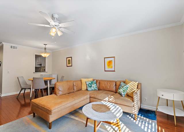 Property at 2116 Hobbs Rd Unit K2, Nashville, TN 37215, 2 beds, 1.5 baths