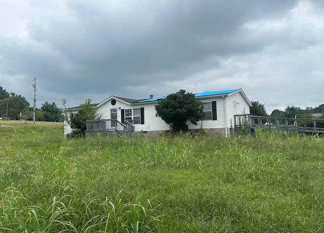 Property at 1020 Scott Ln, Pleasant View, TN 37146, 3 beds, 2 baths