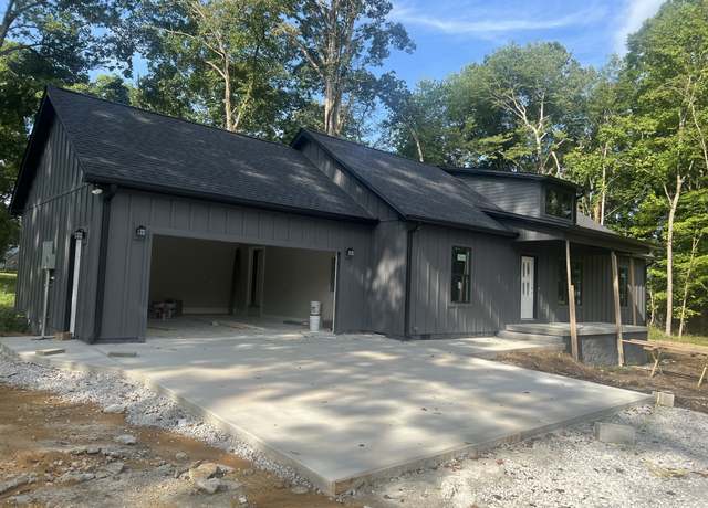 Property at 369 Old Eastbrook Rd, Estill Springs, TN 37330, 3 beds, 2 baths