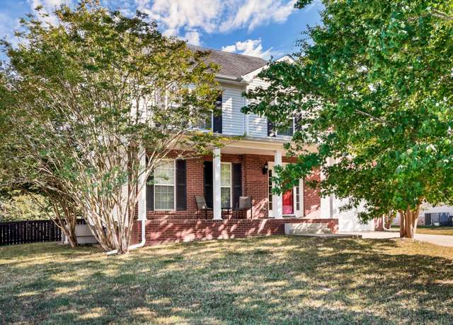 Property at 3316 Sunny Slope Dr, Clarksville, TN 37043, 3 beds, 2.5 baths