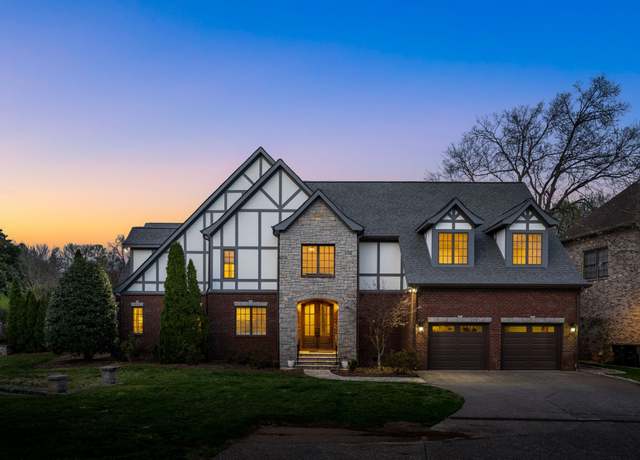 Property at 2700 Wortham Ave, Nashville, TN 37215, 4 beds, 3.5 baths