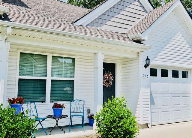 Property at 676 Hamilton Crossings, Antioch, TN 37013, 2 beds, 2.5 baths
