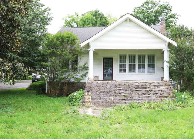 Property at 8300 Elkton Pike, Prospect, TN 38477, 4 beds, 3 baths