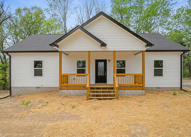 Property at 610 Cecil Hale Rd, Smithville, TN 37166, 3 beds, 2 baths