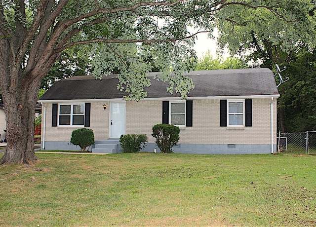 Property at 812 8th Ave E, Springfield, TN 37172, 3 beds, 1 bath