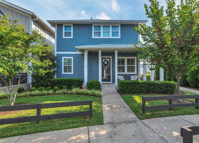 Property at 1075 Treaty Oaks Dr, Nashville, TN 37209, 3 beds, 3 baths