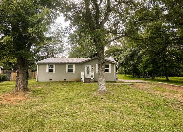Property at 909 Turner Dr, Hartsville, TN 37074, 3 beds, 1 bath