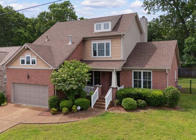 Property at 3045 Cairns Dr W, Mount Juliet, TN 37122, 4 beds, 2.5 baths