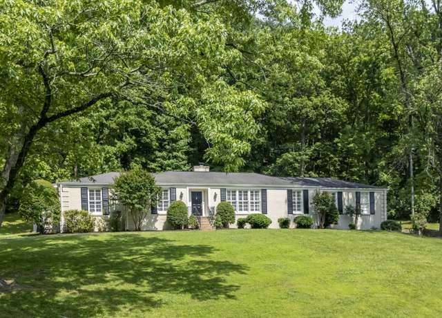 Property at 6116 Chickering Ct, Nashville, TN 37215, 4 beds, 3 baths