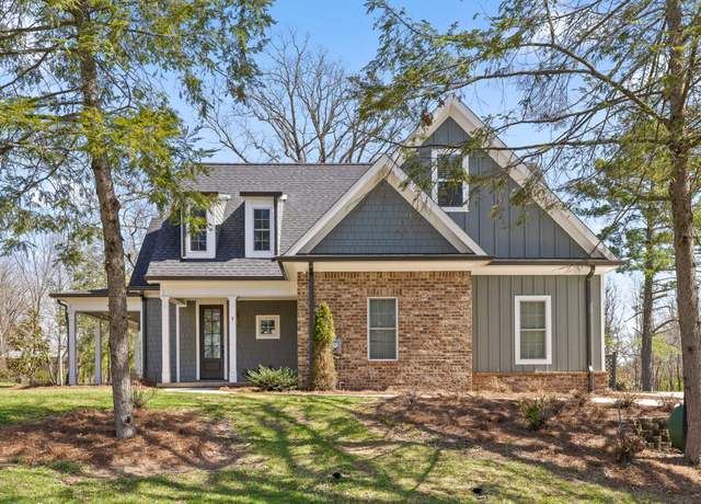 Property at 30 Maple Leaf Trl, Lookout Mountain, GA 30750, 4 beds, 3.5 baths