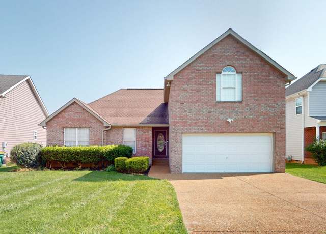 Property at 2639 Danbury Cir, Spring Hill, TN 37174, 3 beds, 2.5 baths