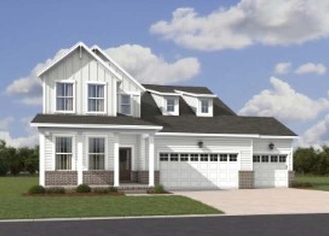 Property at 957 Laurel Dr, Clarksville, TN 37043, 4 beds, 3 baths