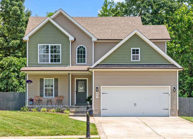 Property at 451 N Magnolia Dr, Clarksville, TN 37042, 3 beds, 2.5 baths
