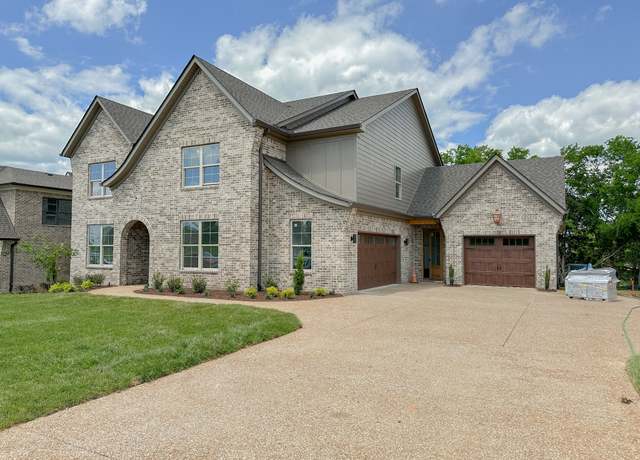Property at 217 Bellsford Rd, Gallatin, TN 37066, 5 beds, 4 baths