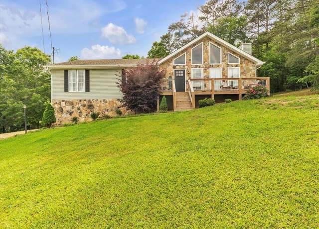 Property at 129 Lori Ln, Ringgold, GA 30736, 3 beds, 2 baths