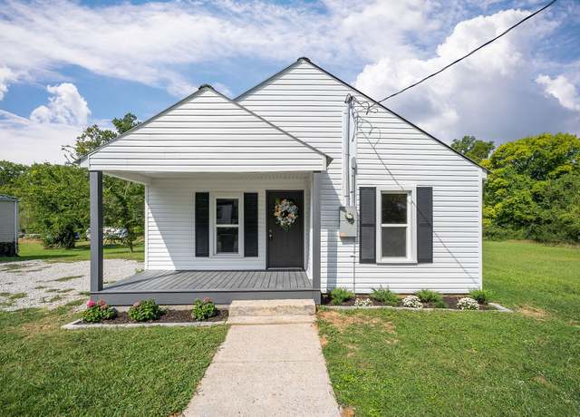 Property at 105 Calvin St, Mcminnville, TN 37110, 3 beds, 1 bath