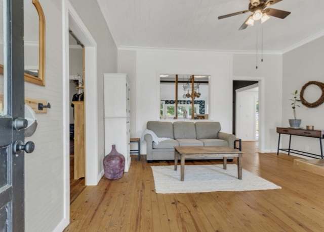 Property at 2168 Hampshire Pike, Columbia, TN 38401, 3 beds, 1 bath