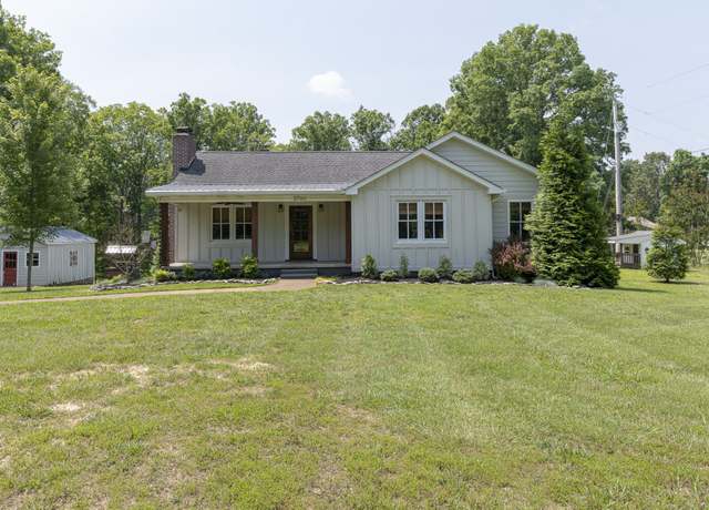 Property at 3700 Shady Grove Rd, Clarksville, TN 37043, 4 beds, 2 baths