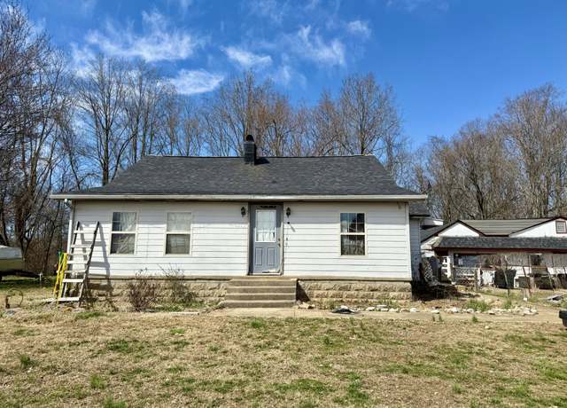 Property at 23 Richardson Ave, Leoma, TN 38468, 3 beds, 1 bath