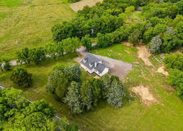 Property at 50 Greenwood Rd, Lebanon, TN 37090, 3 beds, 3.5 baths