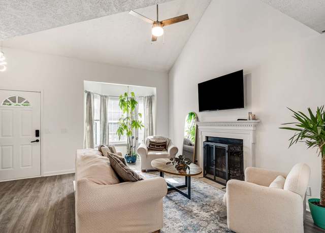 Property at 2778 River Bend Dr, Nashville, TN 37214, 3 beds, 2.5 baths