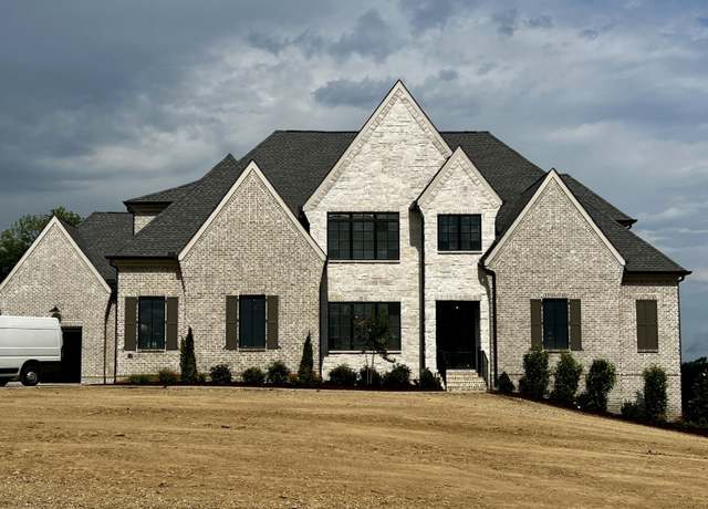 Property at 1955 Napa Dr, Brentwood, TN 37027, 5 beds, 5.5 baths