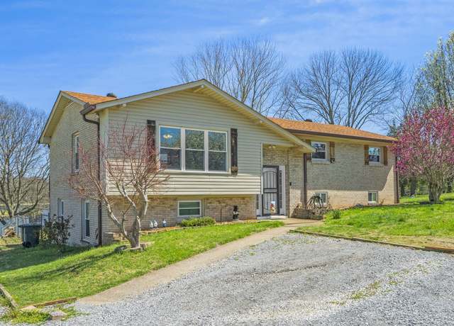 Property at 204 Drakewood Dr, Portland, TN 37148, 3 beds, 2 baths