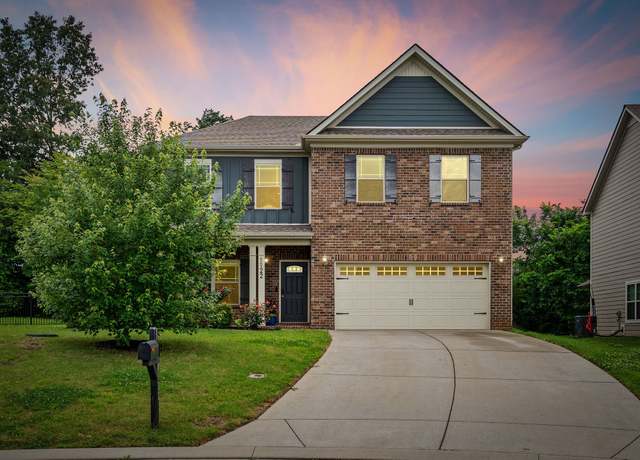 Property at 1122 Cotillion Dr, Murfreesboro, TN 37128, 4 beds, 2.5 baths