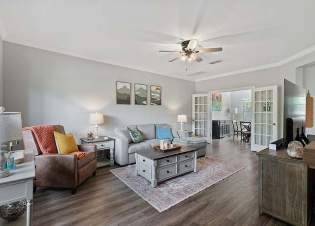 Property at 1122 Cotillion Dr, Murfreesboro, TN 37128, 4 beds, 2.5 baths