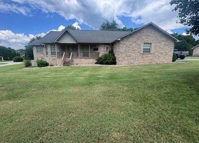 Property at 110 Legacy Dr, Madisonville, TN 37354, 3 beds, 2 baths