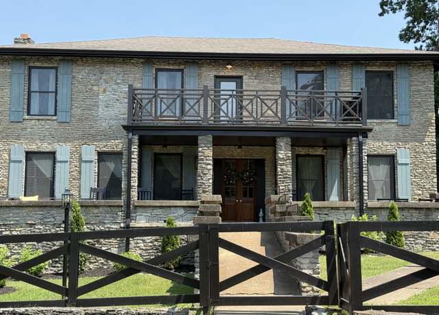 Property at 777 Hospital Dr, Madison, TN 37115, 6 beds, 4.5 baths