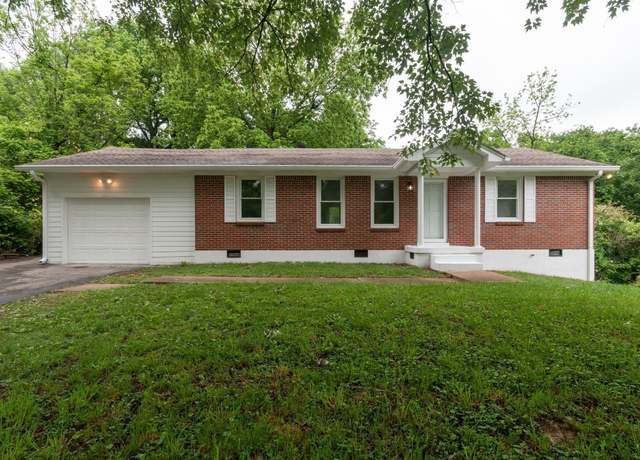 Property at 303 Lee Dr, Columbia, TN 38401, 3 beds, 2 baths