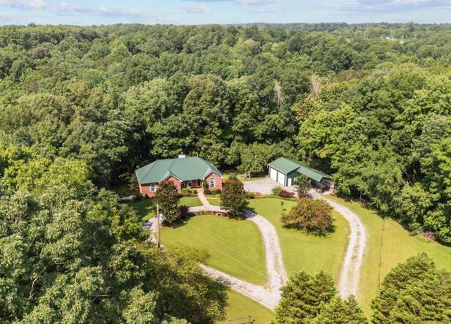 Property at 1922 Highway 49 E, Charlotte, TN 37036, 3 beds, 3 baths