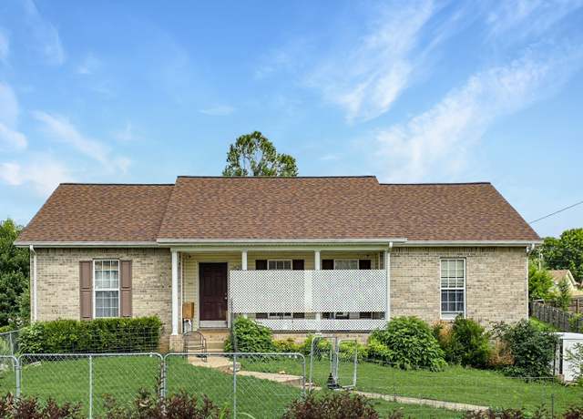 Property at 3728 Priest St, Clarksville, TN 37040, 3 beds, 2 baths