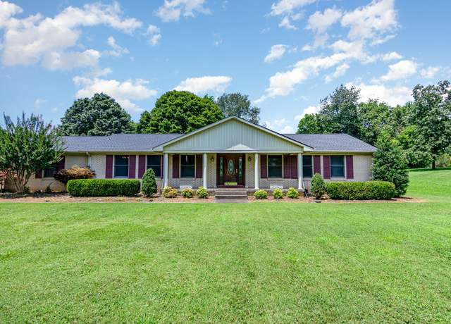 Property at 345 Peterson Ln, Clarksville, TN 37040, 3 beds, 2 baths